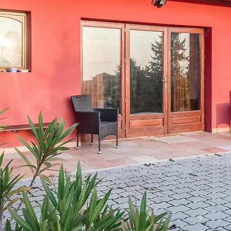 Two-bedroom In Apartment *